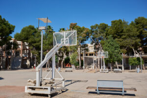 Foto pista baloncesto exteriores
